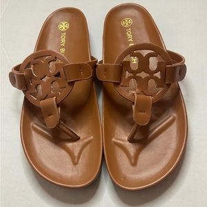 NWOT Miller Cloud Cloud Brown Leather Sandals Flip Flops Women’s Size 8